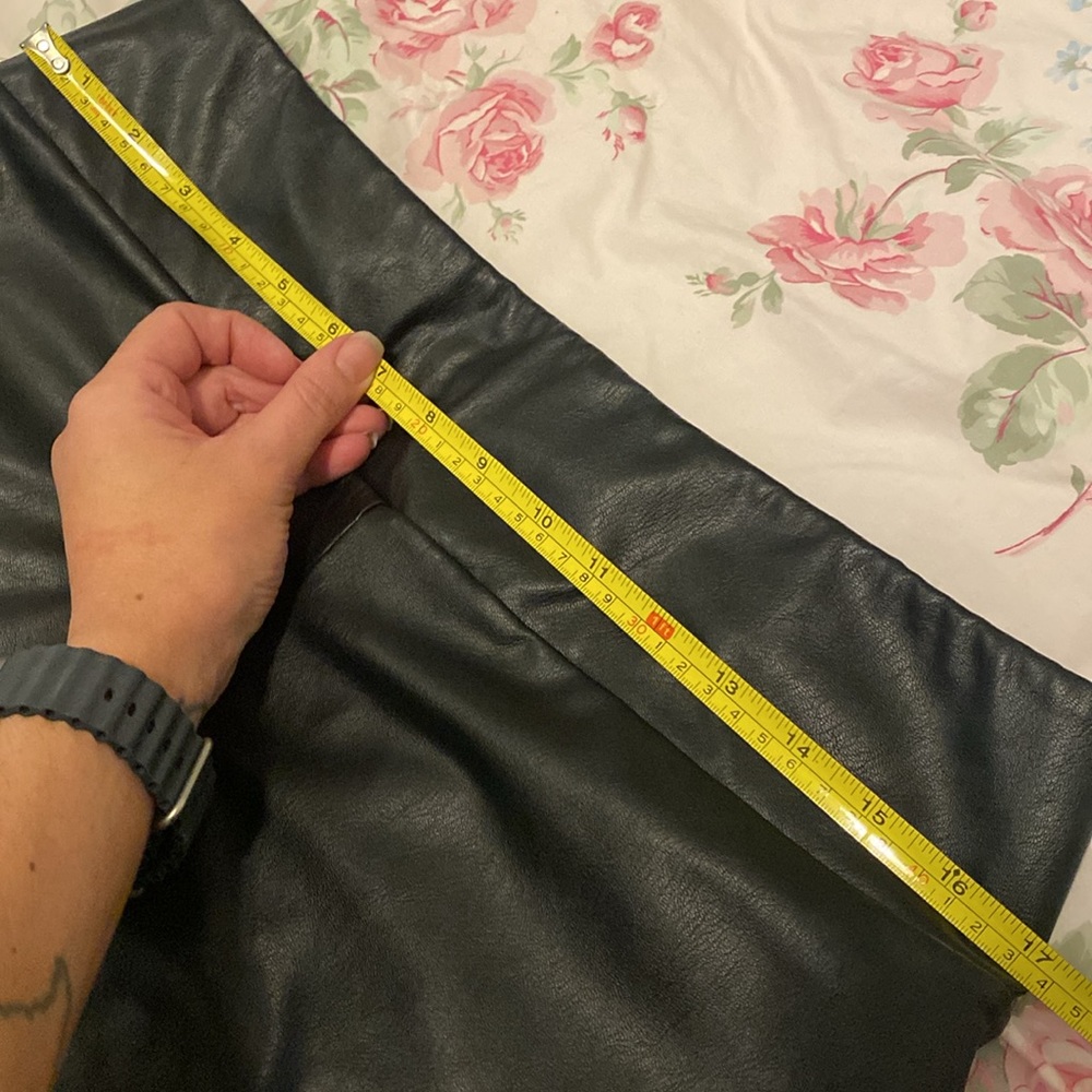 Fleece lined euc - Picture 4 of 5